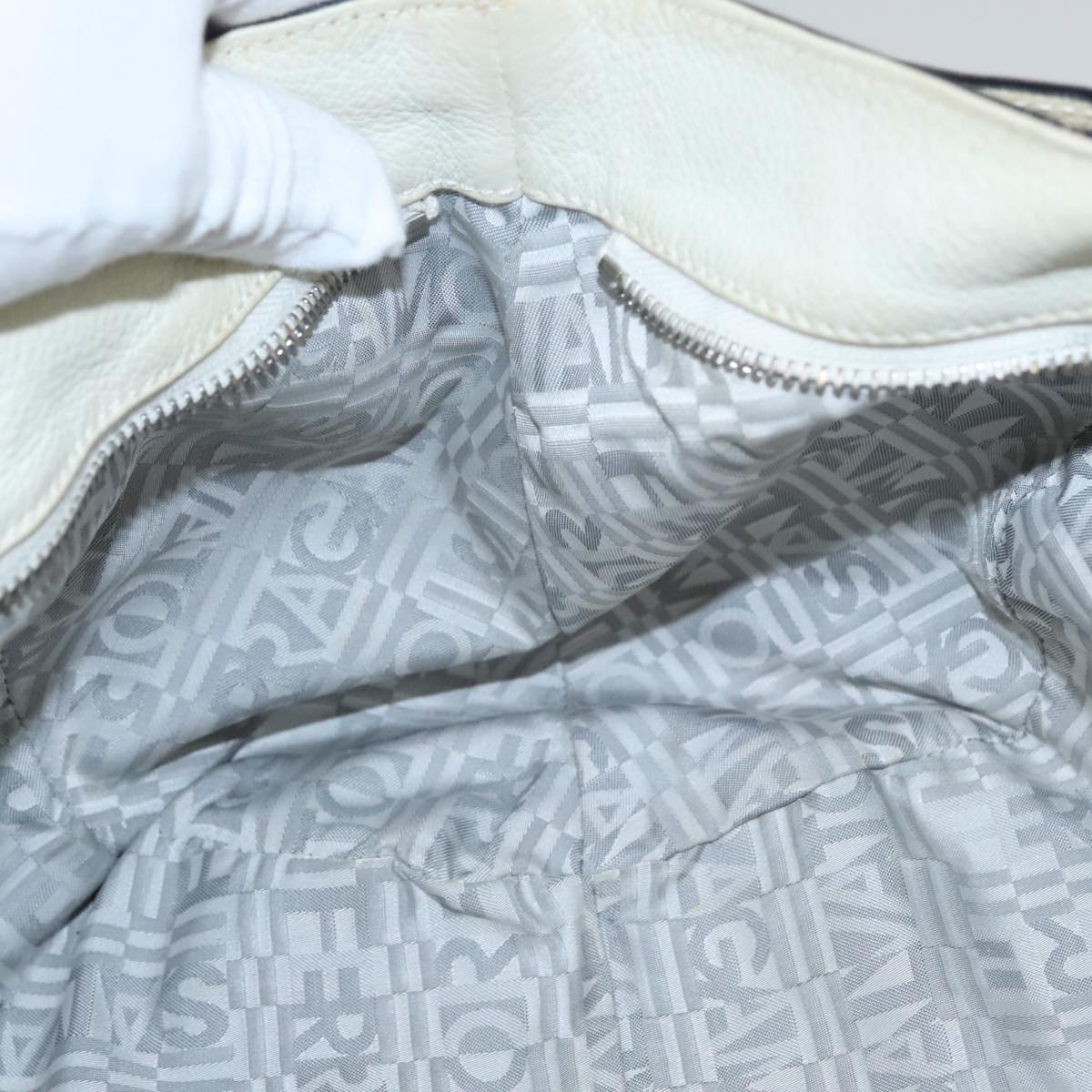 Salvatore Ferragamo Gancini Hand Bag Leather White Silver Auth yk16589