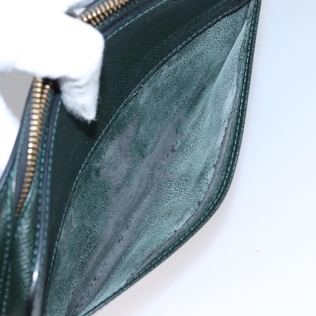 LOUIS VUITTON Taiga Baikal Clutch Bag Epicea M30184 LV Auth yk16616
