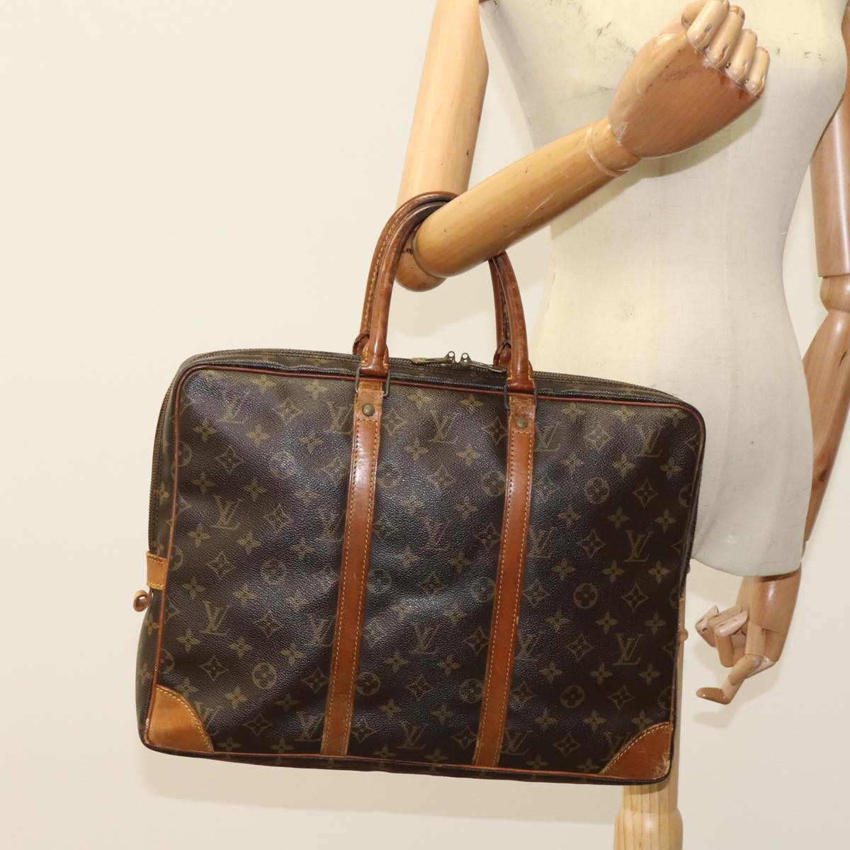 LOUIS VUITTON Monogram Porte Documents Voyage Business Bag M52005 Auth yk16675
