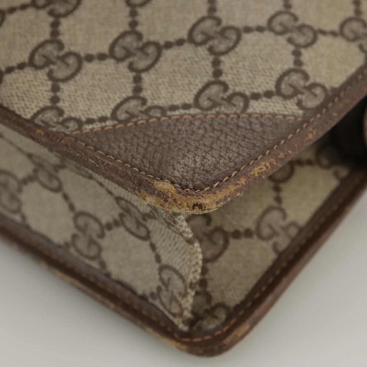 GUCCI GG Supreme Clutch Bag PVC Beige Auth yk16830