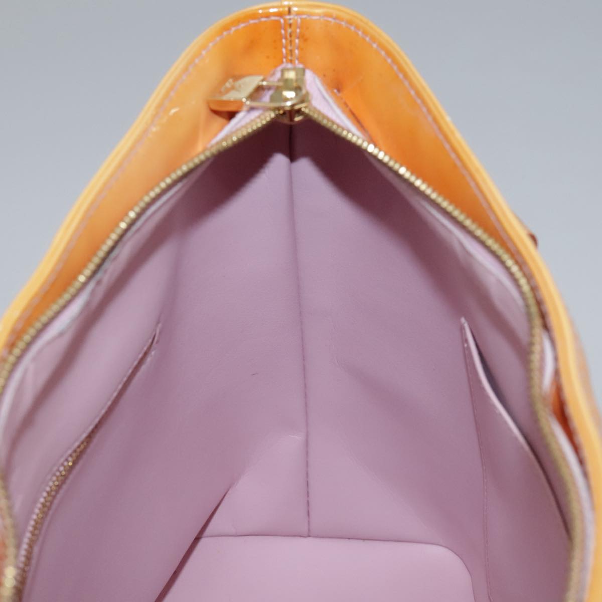 LOUIS VUITTON Monogram Vernis Houston Bag Marshmallow Pink M91302 Auth yk16980