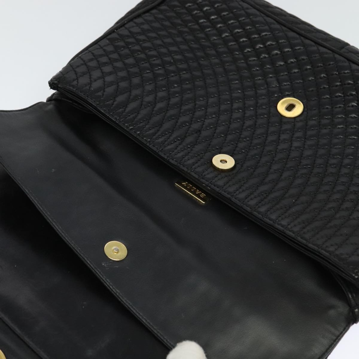 BALLY Quilted Chain Shoulder Bag Leather Black Gold Auth yk17027