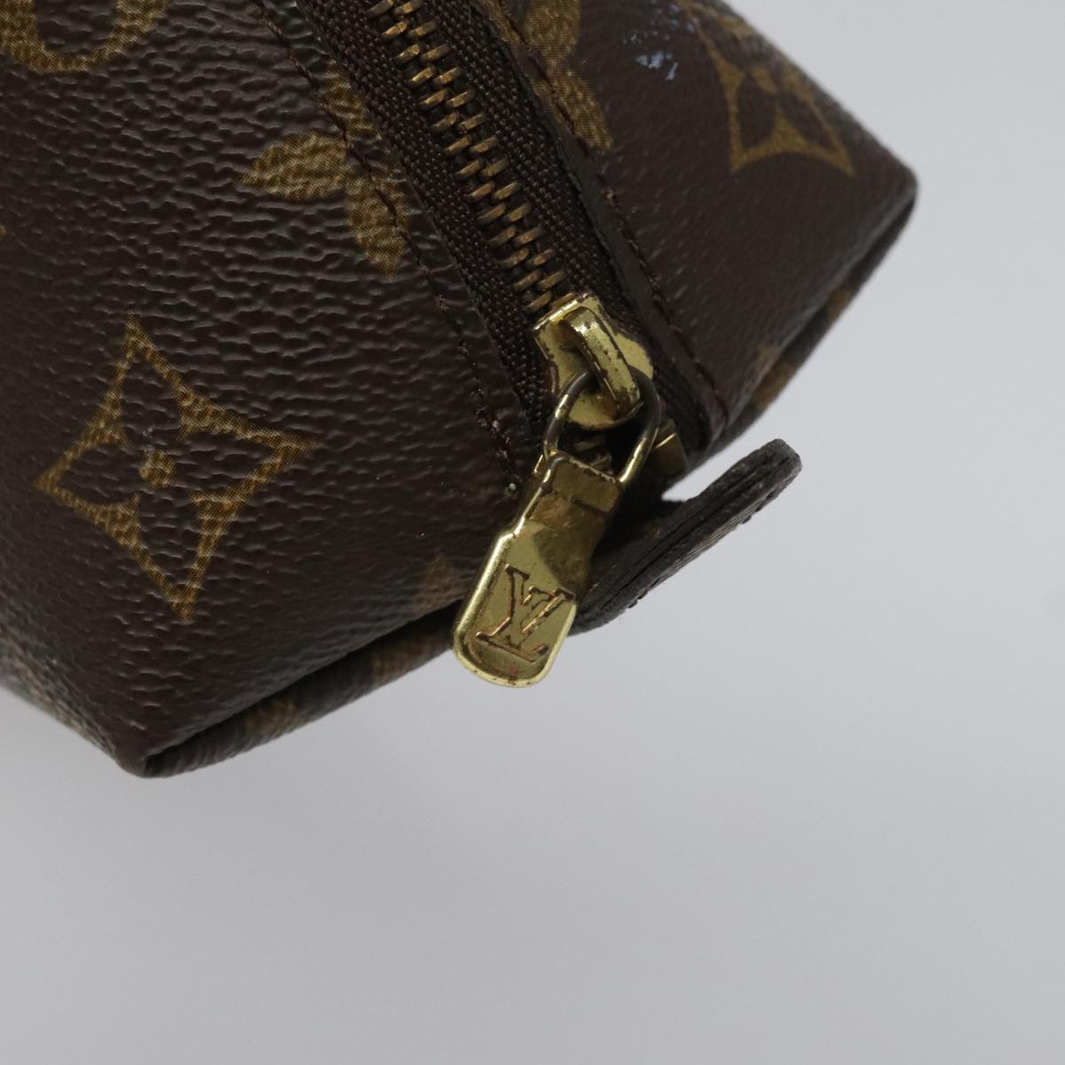 LOUIS VUITTON Monogram Trousse Demi Ronde Cosmetic Pouch M47520 LV Auth yk17035