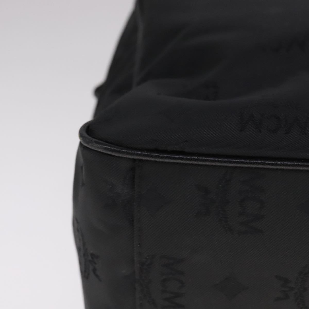 MCM Vicetos Logogram Chain Shoulder Bag Nylon Black Auth yk17160