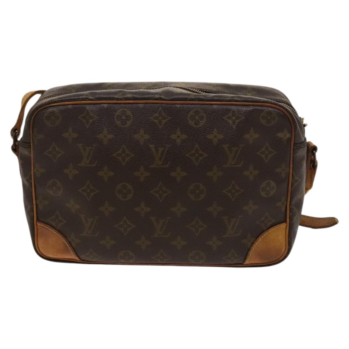 LOUIS VUITTON Monogram Trocadero 30 Shoulder Bag M51272 LV Auth yk17970
