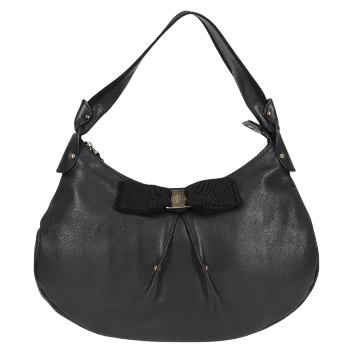 Salvatore Ferragamo Vala Shoulder Bag Leather Black Auth yk18131V