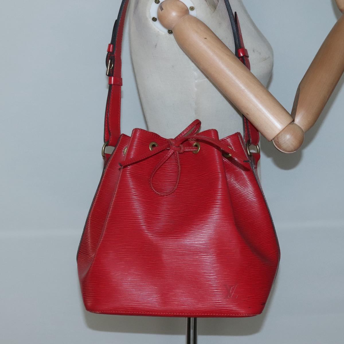 LOUIS VUITTON Epi Petit Noe Shoulder Bag Red M44107 LV Auth yk19188
