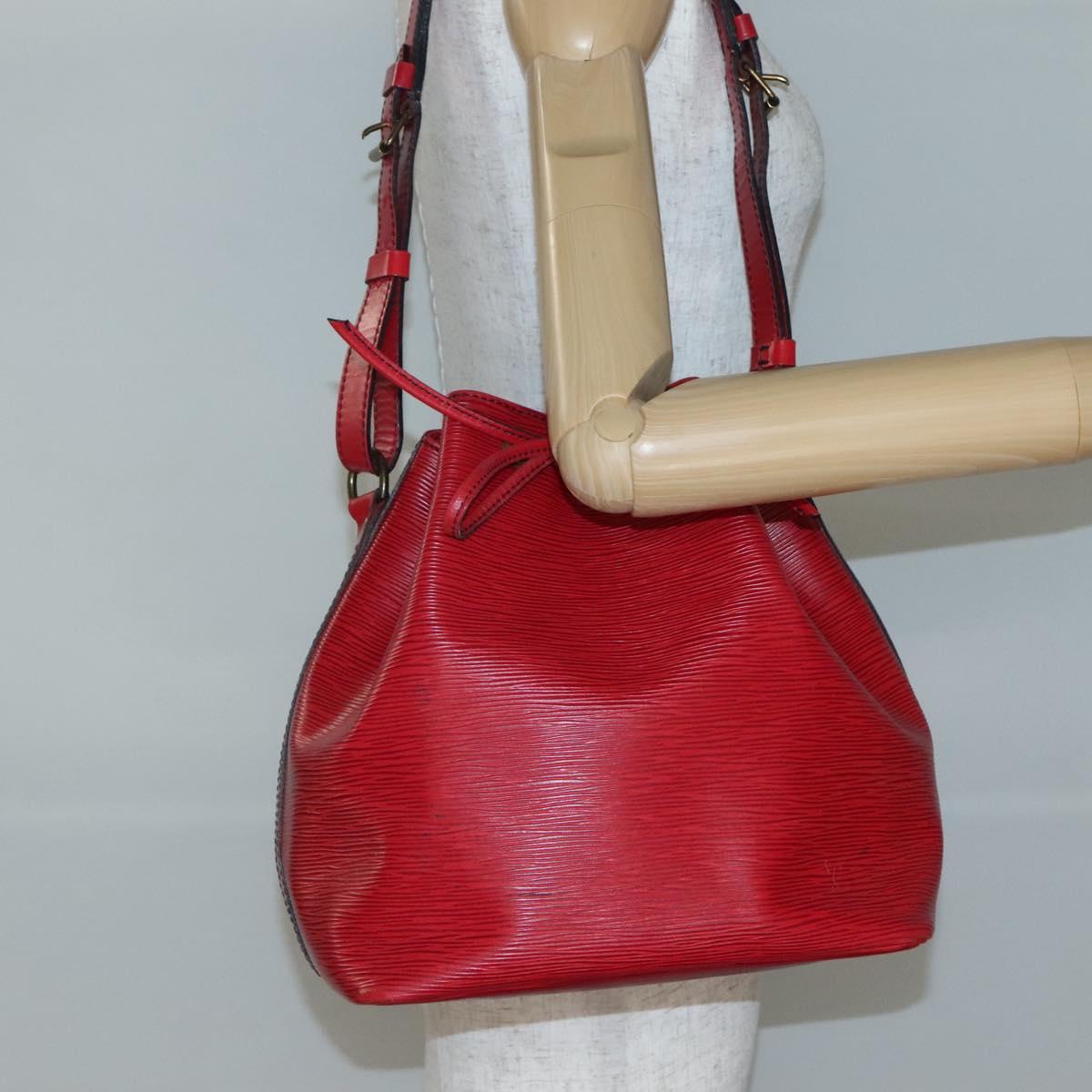 LOUIS VUITTON Epi Petit Noe Shoulder Bag Red M44107 LV Auth yk19377