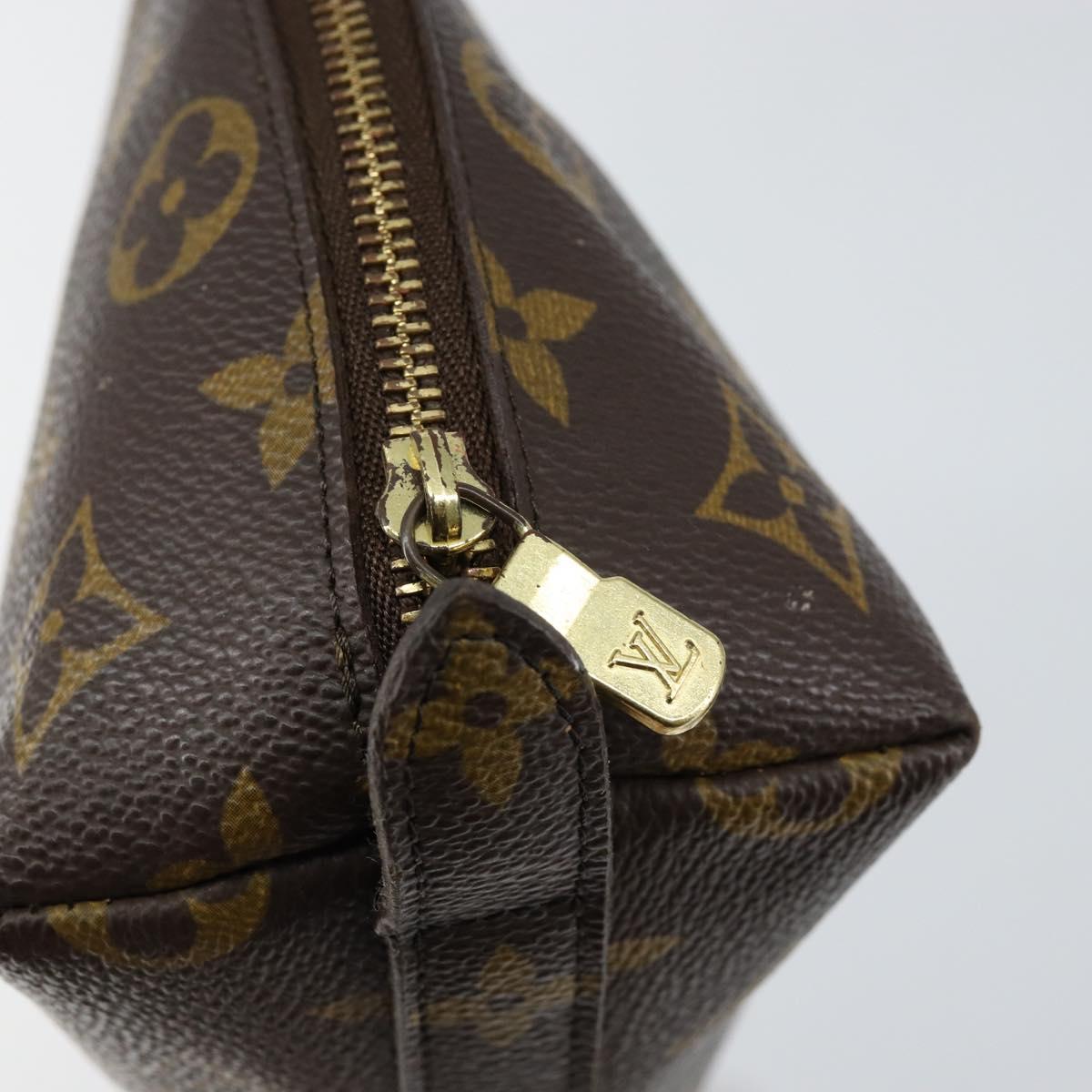 LOUIS VUITTON Monogram Trousse Demi Ronde Cosmetic Pouch M47520 LV Auth yk19536