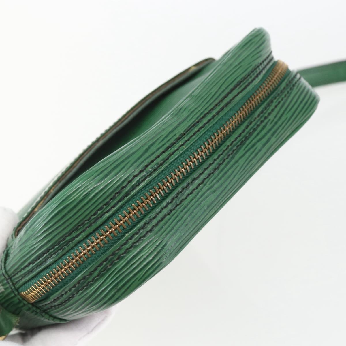 LOUIS VUITTON Epi Danube Shoulder Bag Green M45634 LV Auth yk19922