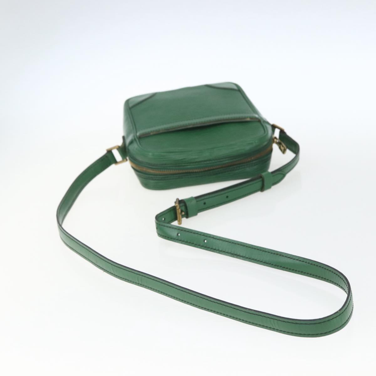 LOUIS VUITTON Epi Danube Shoulder Bag Green M45634 LV Auth yk19922