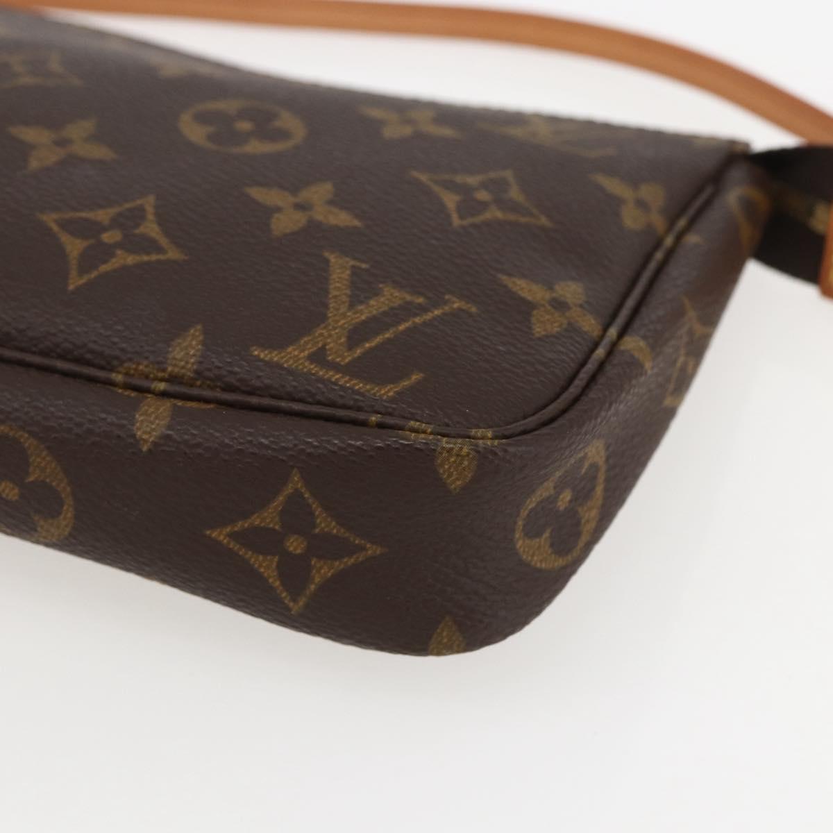 LOUIS VUITTON Monogram Pochette Accessoires Pouch M51980 LV Auth yk20116V