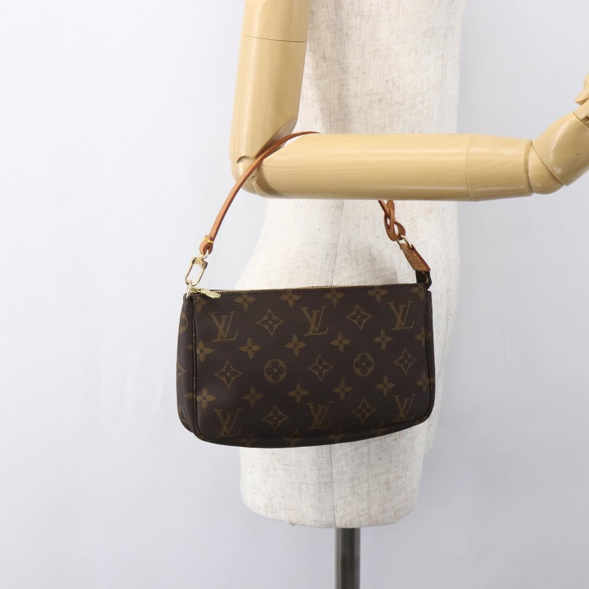 LOUIS VUITTON Monogram Pochette Accessoires Pouch M51980 LV Auth yk20116V