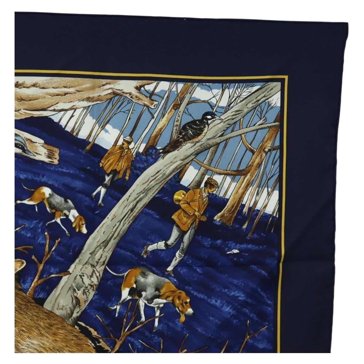 HERMES Carre 90 Scarf ""CHASSE au BOIS"" Silk Navy Auth yk20604M