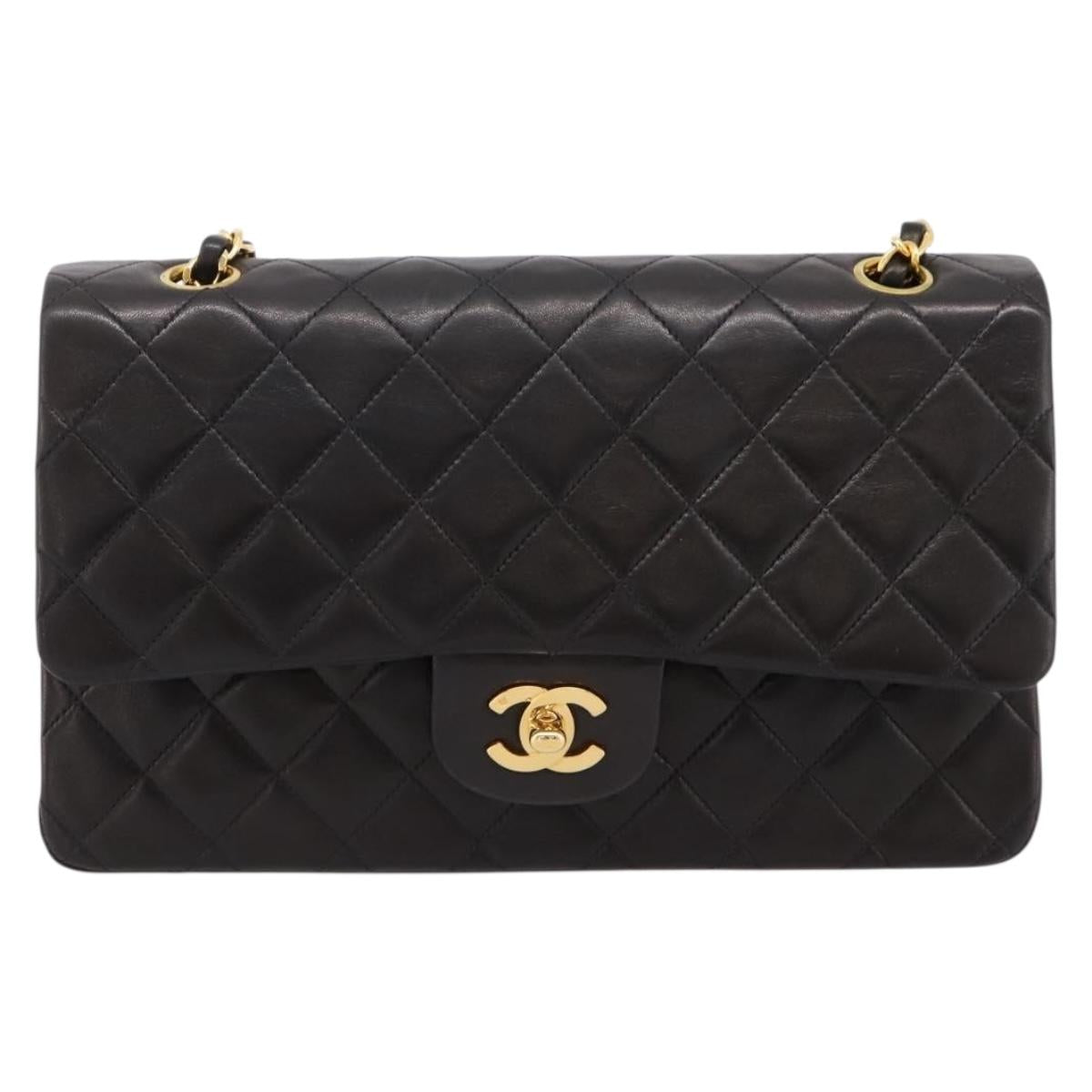 CHANEL Double Flap Chain Matelasse 25 Bag Lamb Skin Black Gold Auth yk20797SAM