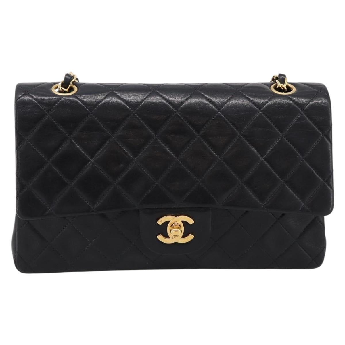 CHANEL Double Flap Chain Matelasse 25 Bag Lamb Skin Black Gold Auth yk20800SAM