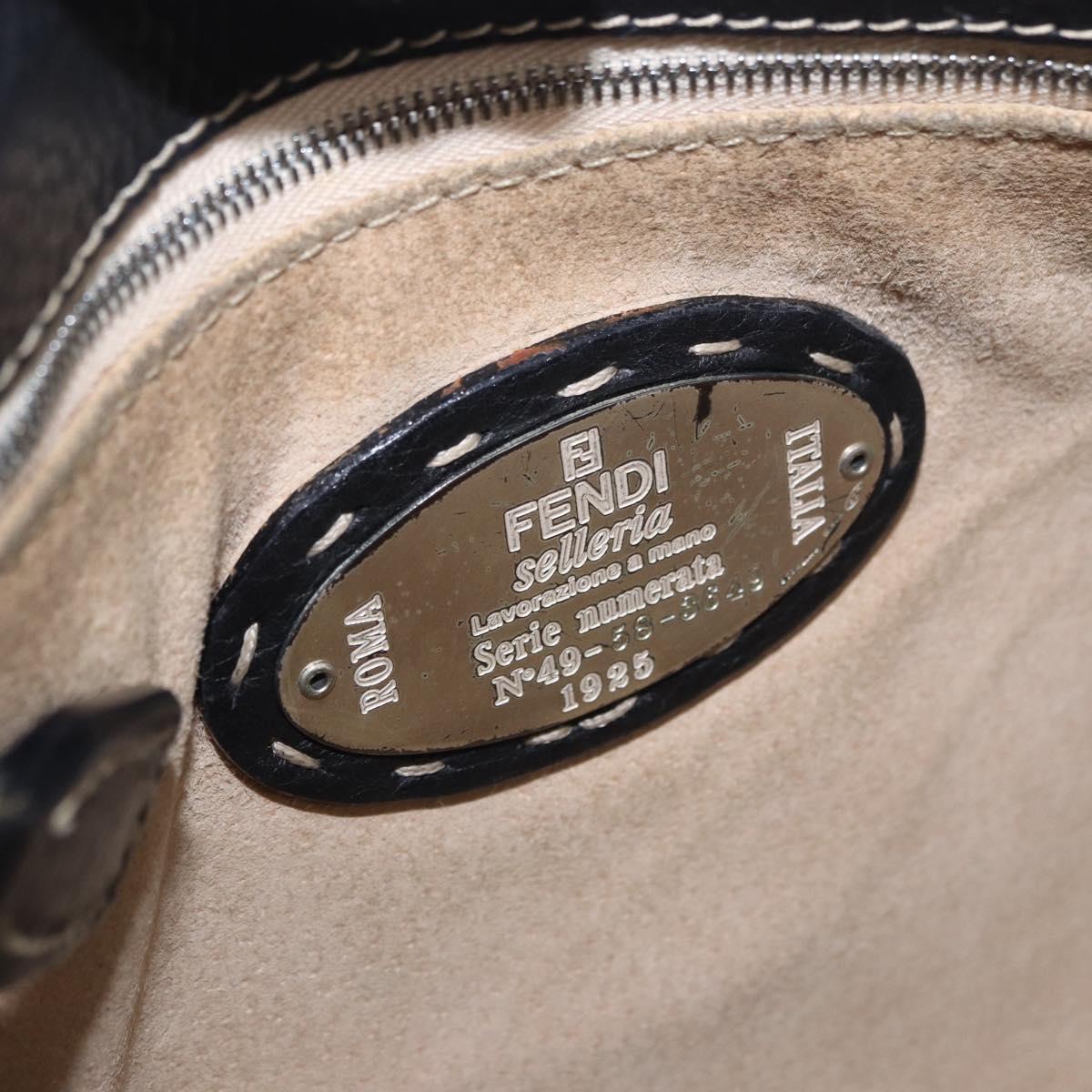 FENDI Selleria Mamma Baguette Shoulder Bag Leather Black Auth yk20809V