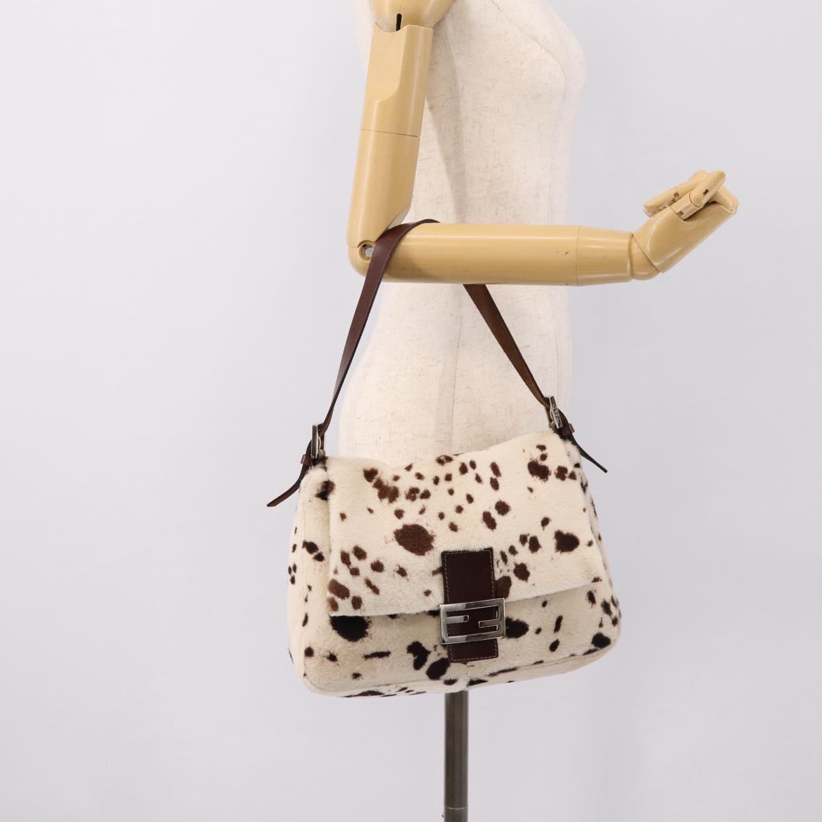 FENDI Mamma Baguette Shoulder Bag Harako leather White Silver Auth yk20827SAM