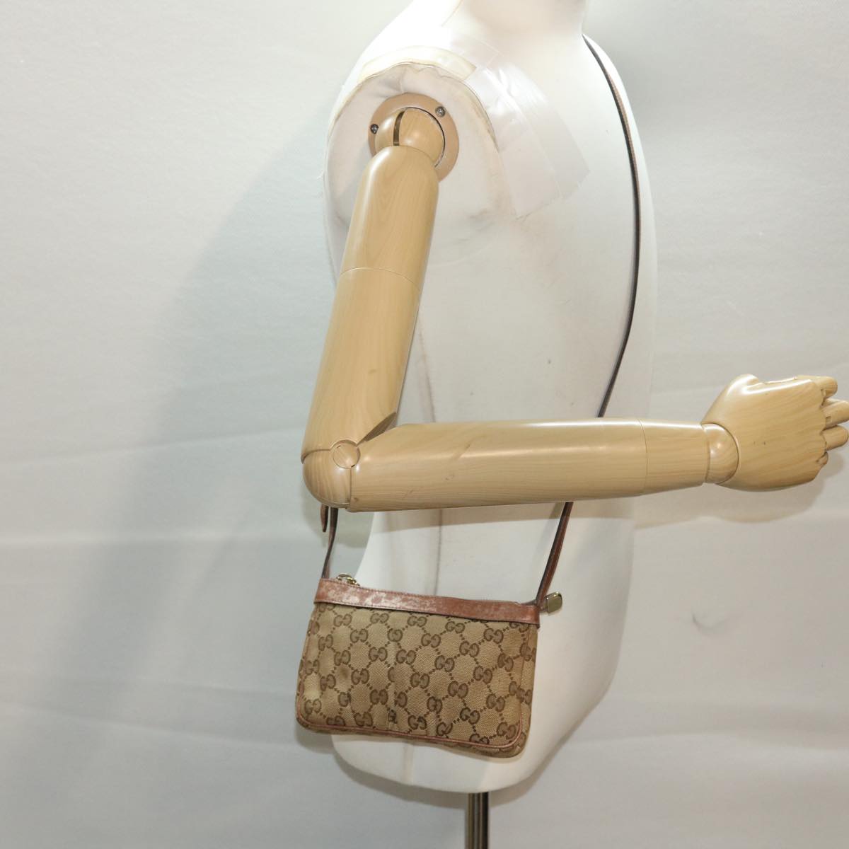 GUCCI GG Canvas Shoulder Bag Leather Beige 256899 Auth yk7570B