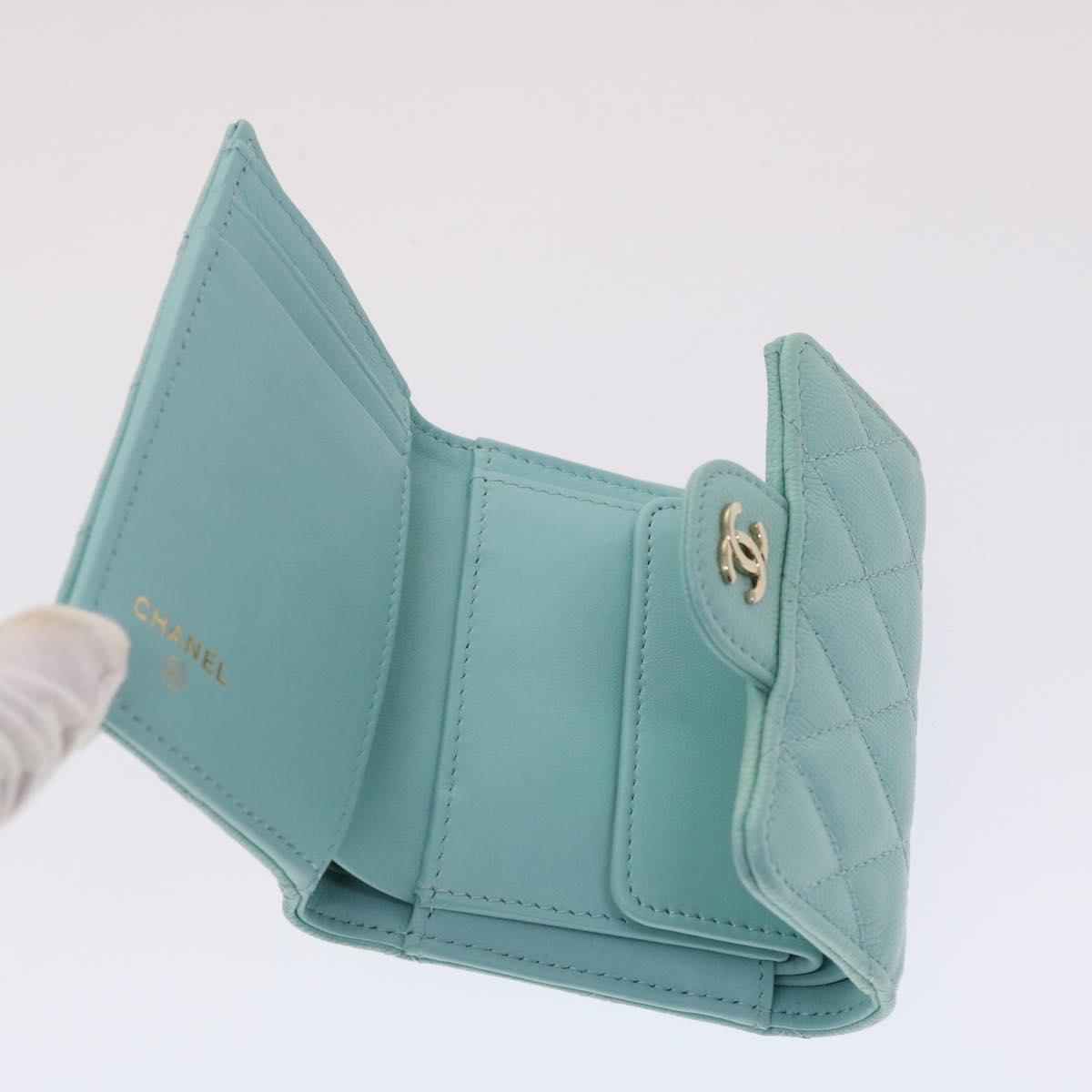 CHANEL Matelasse Wallet Caviar Skin Light Blue CC Auth yk7853