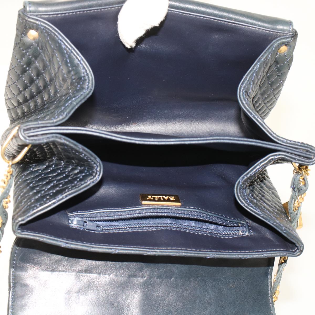 BALLY Quilted Chain Shoulder Bag Leather Navy Auth yk7929B