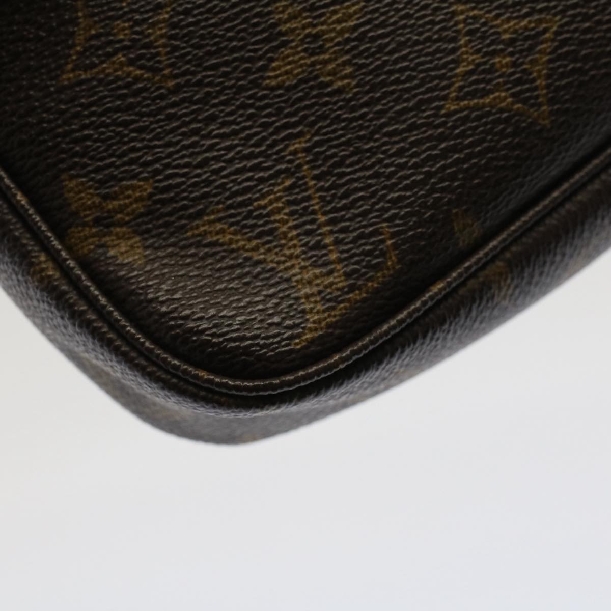 LOUIS VUITTON Monogram Pochette Accessoires Pouch M51980 LV Auth yk8300