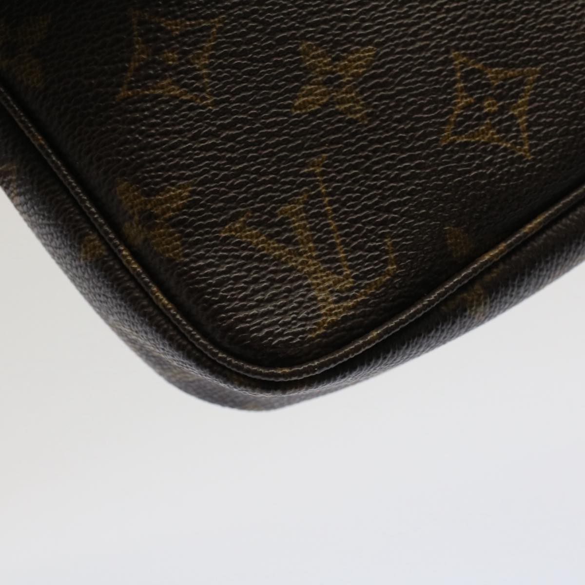 LOUIS VUITTON Monogram Pochette Accessoires Pouch M51980 LV Auth yk8300