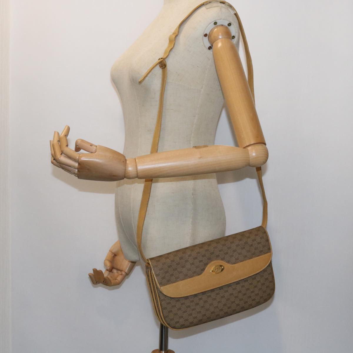 GUCCI Micro GG Canvas Shoulder Bag PVC Leather Beige 004 106 0024 Auth yk8694