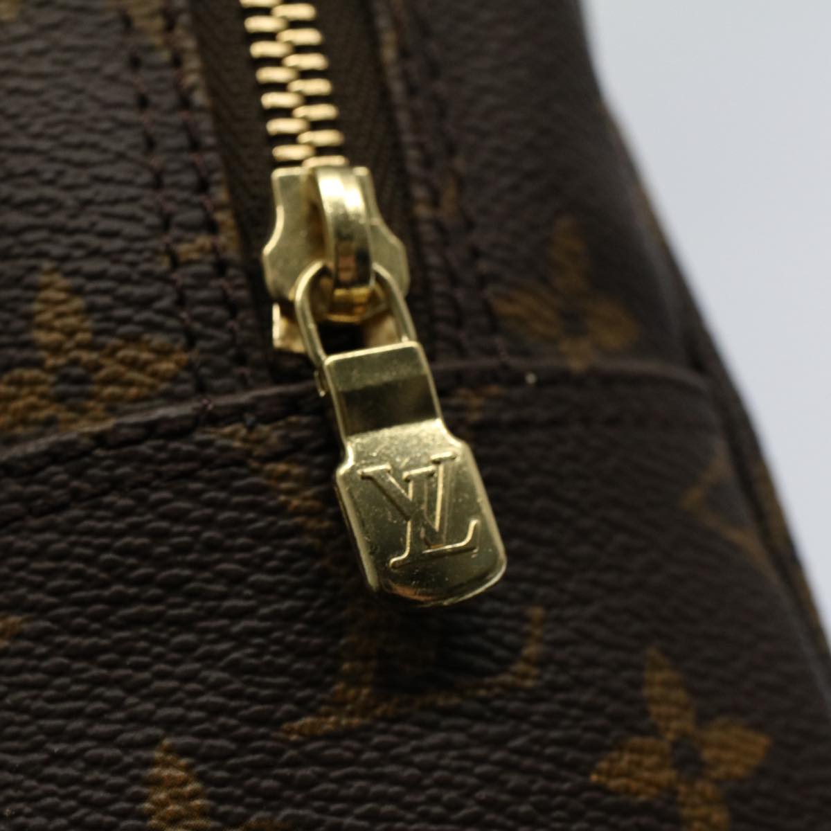 LOUIS VUITTON Monogram Trousse Toilette 28 Clutch Bag M47522 LV Auth yk8827