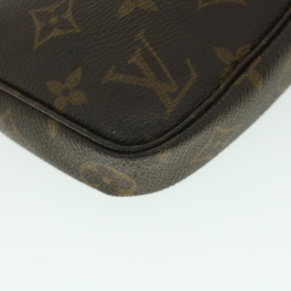 LOUIS VUITTON Monogram Pochette Accessoires Pouch M51980 LV Auth yk8852