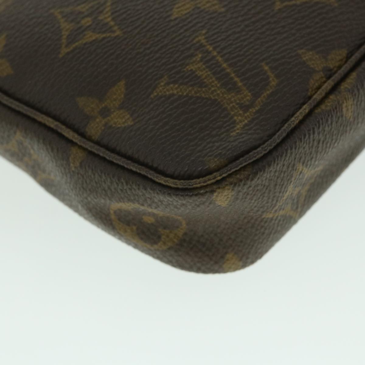 LOUIS VUITTON Monogram Pochette Accessoires Pouch M51980 LV Auth yk8852