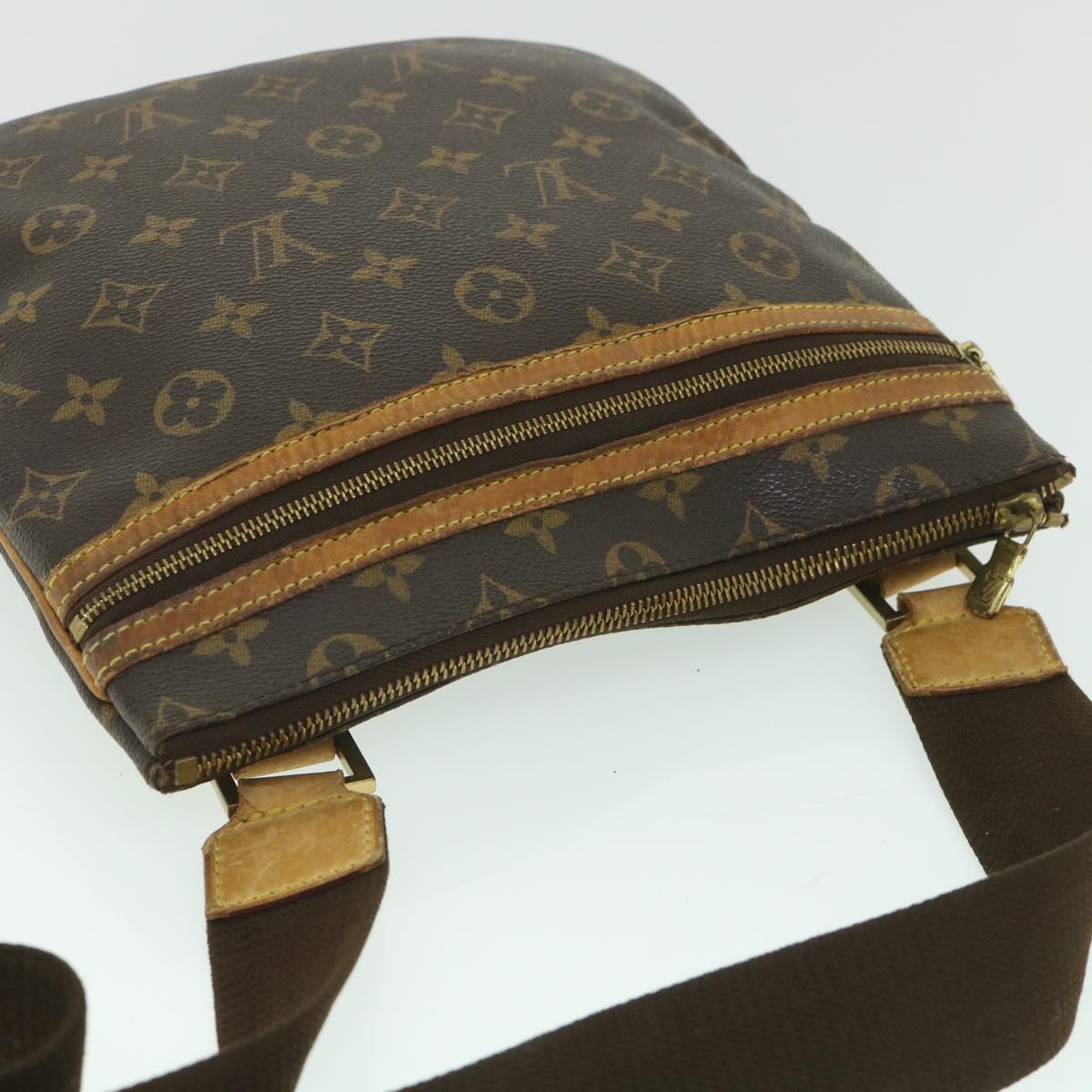 LOUIS VUITTON Monogram Pochette Bosphore Shoulder Bag M40044 LV Auth yk8977