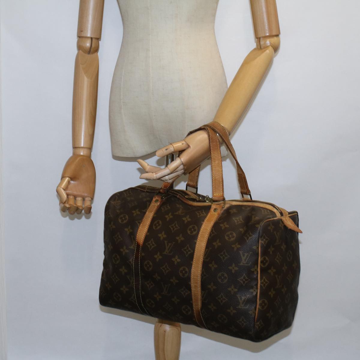 LOUIS VUITTON Monogram Sac Souple 35 Boston Bag M41626 LV Auth yk9055