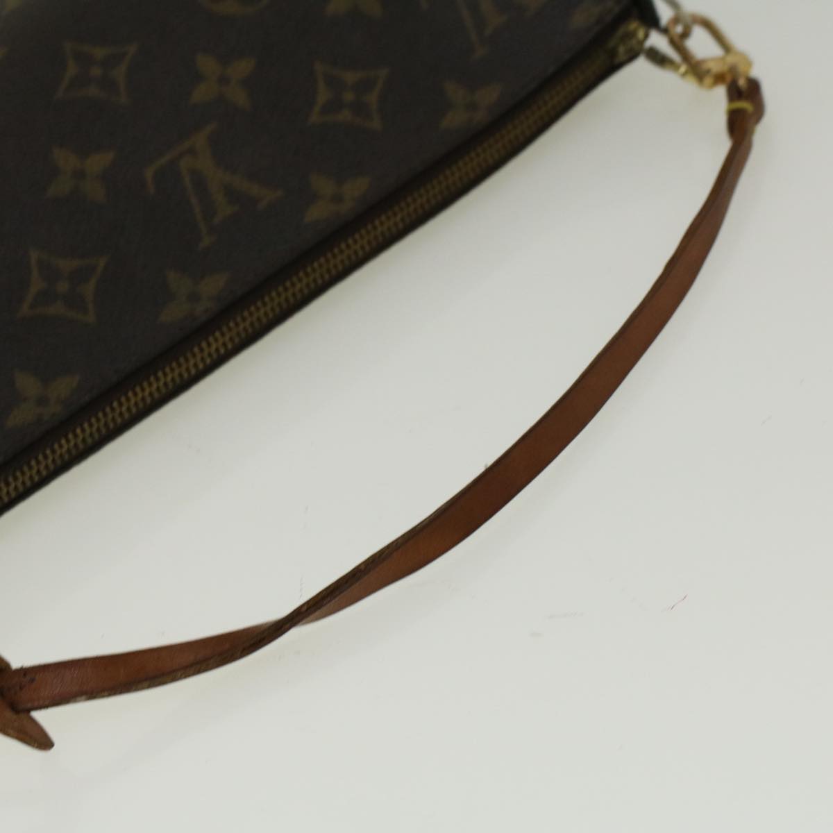 LOUIS VUITTON Monogram Pochette Accessoires Pouch M51980 LV Auth yk9160