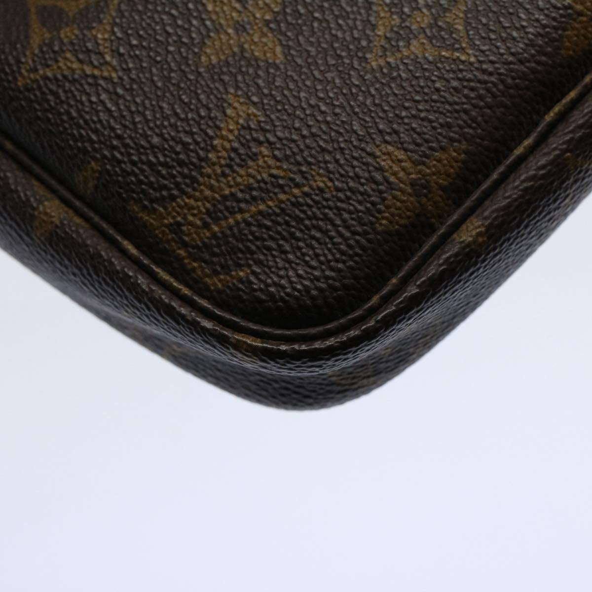 LOUIS VUITTON Monogram Pochette Accessoires Pouch M51980 LV Auth yk9212