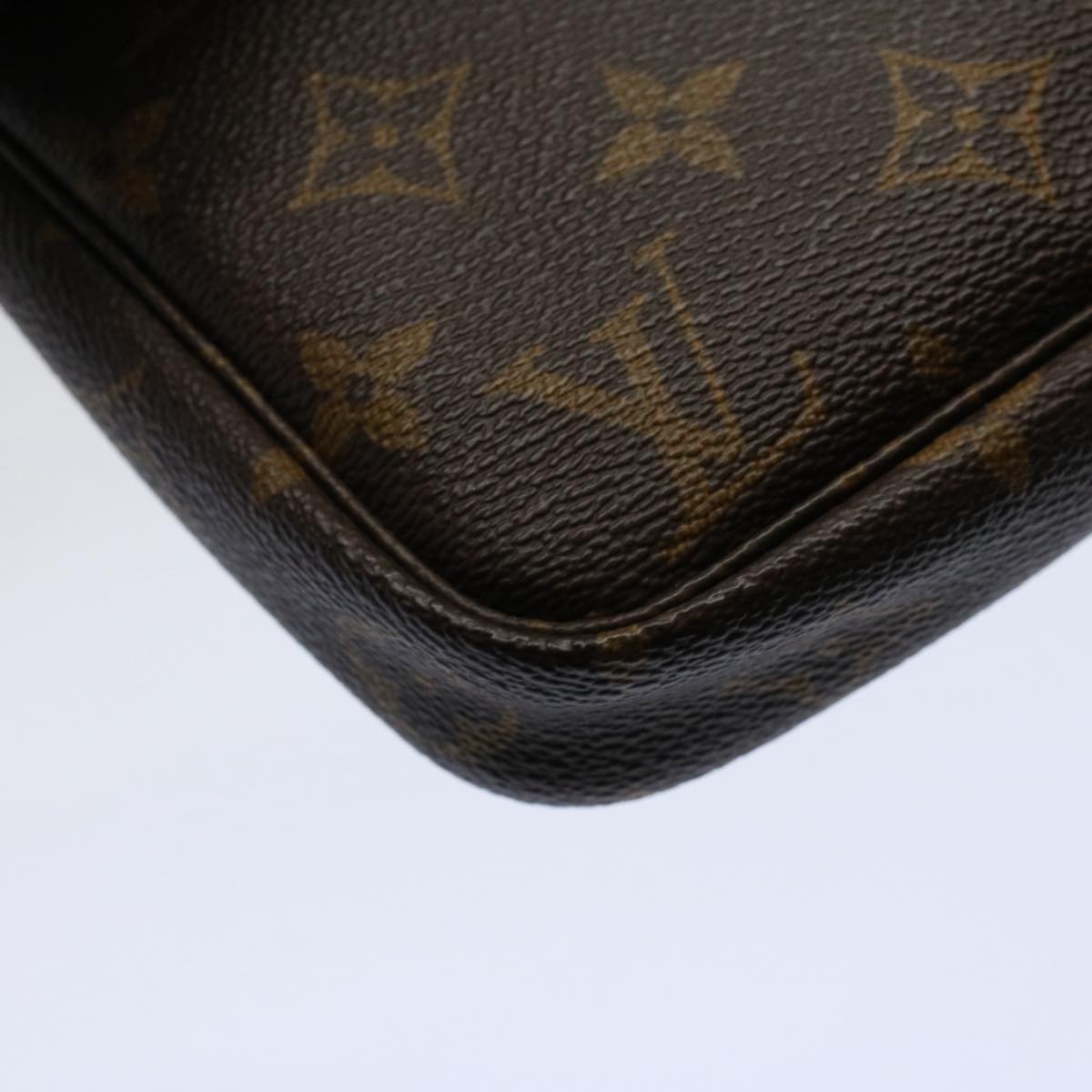 LOUIS VUITTON Monogram Pochette Accessoires Pouch M51980 LV Auth yk9212