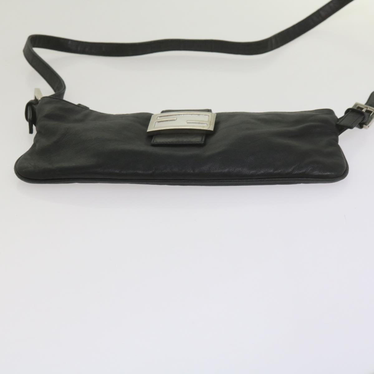 FENDI Shoulder Bag Leather Black 2354 26685 008 Auth yk9728