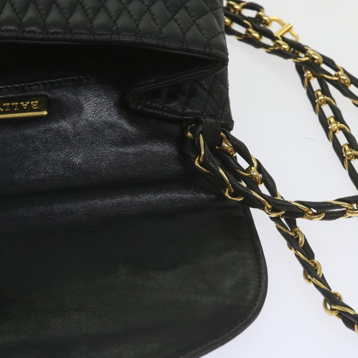 BALLY Quilted Chain Shoulder Bag Leather Black Auth yk9752