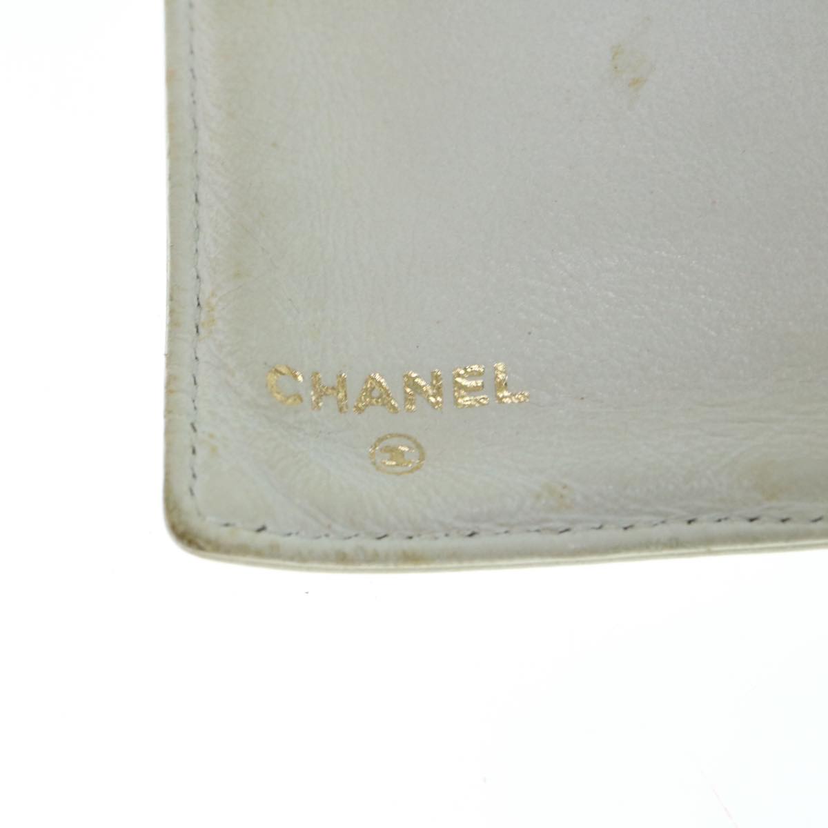 CHANEL COCO Mark Wallet Caviar Skin White CC Auth yk9790