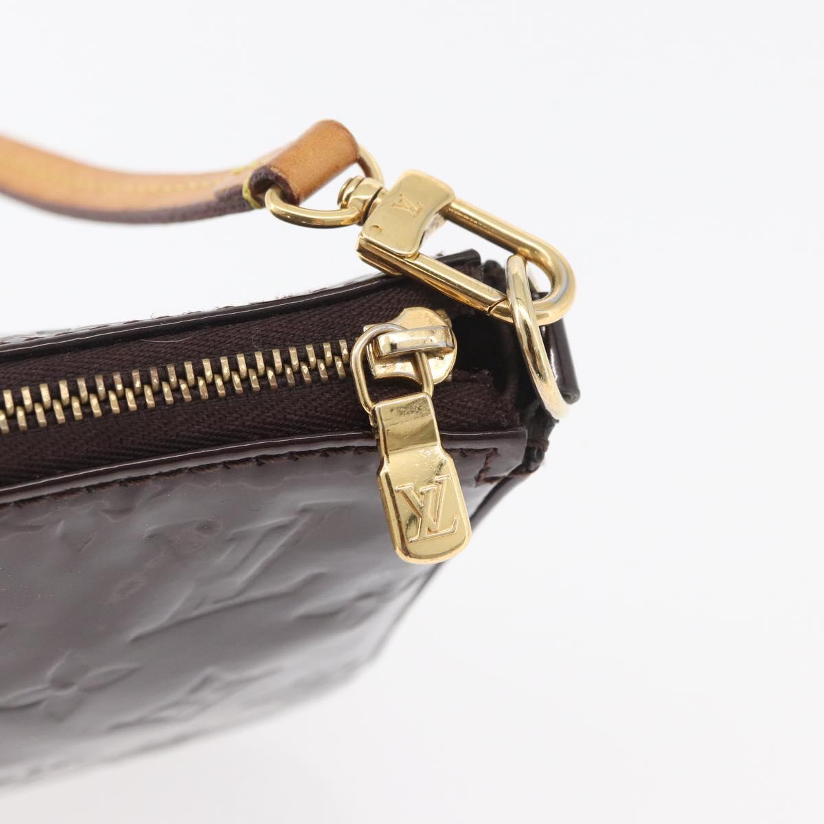 LOUIS VUITTON Vernis Pochette Accessoires Pouch Amarante M91576 LV Auth YKZ1011A