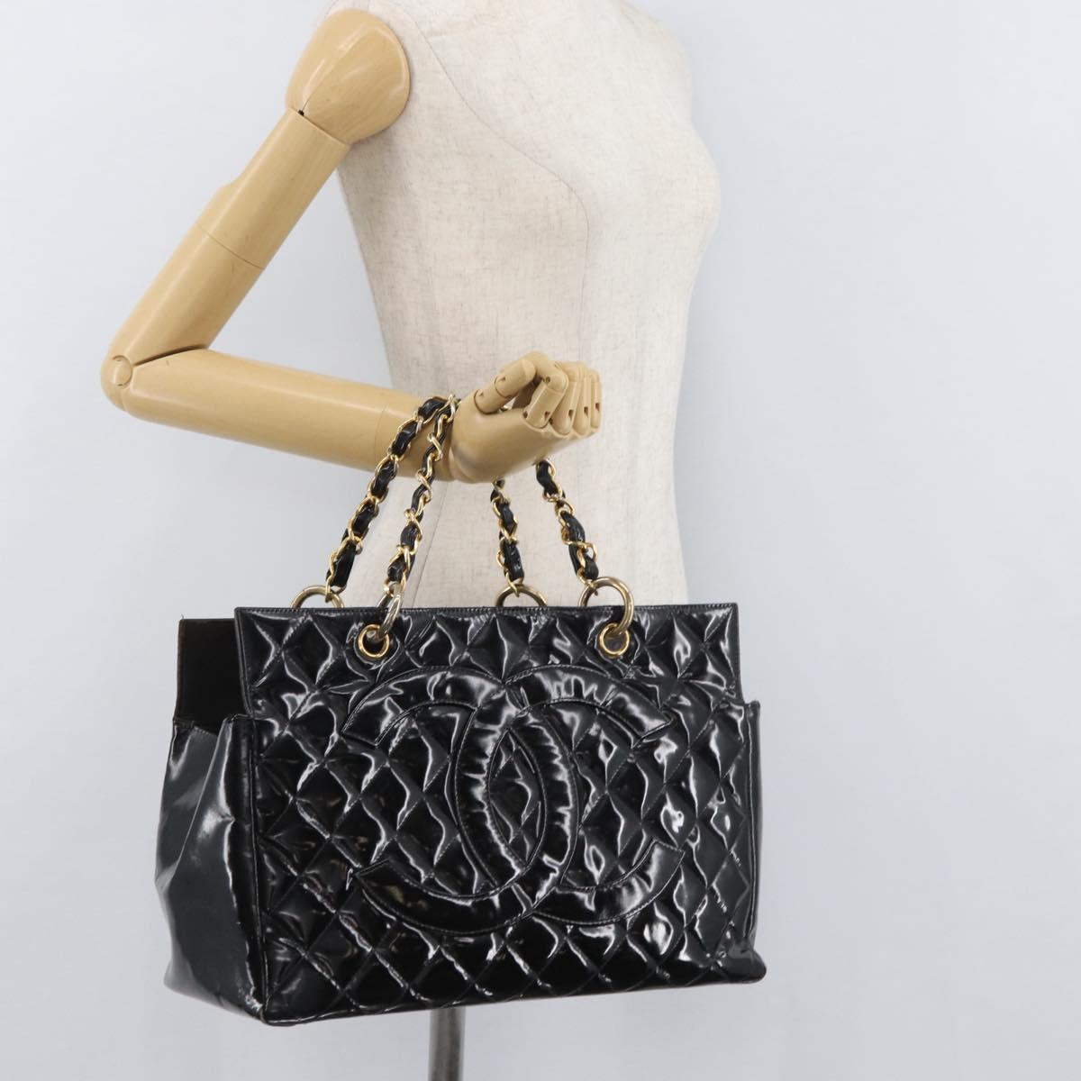 CHANEL Matelasse Chain Hand Bag Patent Leather Black Gold CC Auth YKZ1156A
