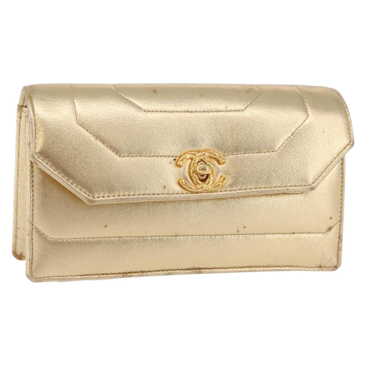 CHANEL Pouch Leather Gold CC Auth YKZ1194A