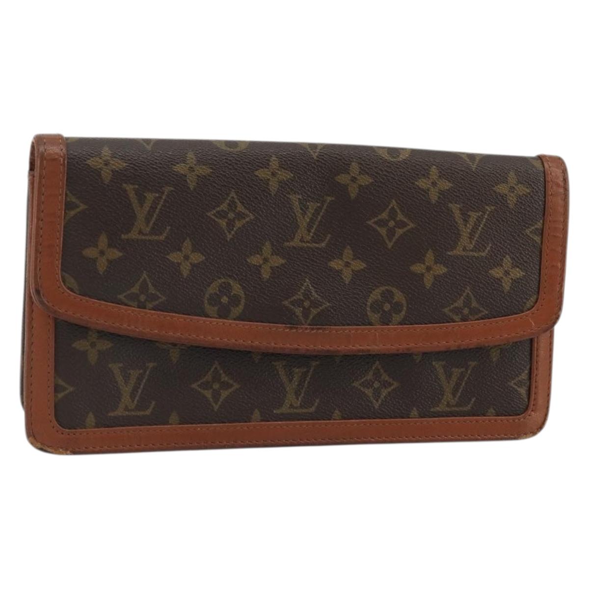 LOUIS VUITTON Monogram Pochette Dam PM Clutch Bag M51812 LV Auth YKZ1212
