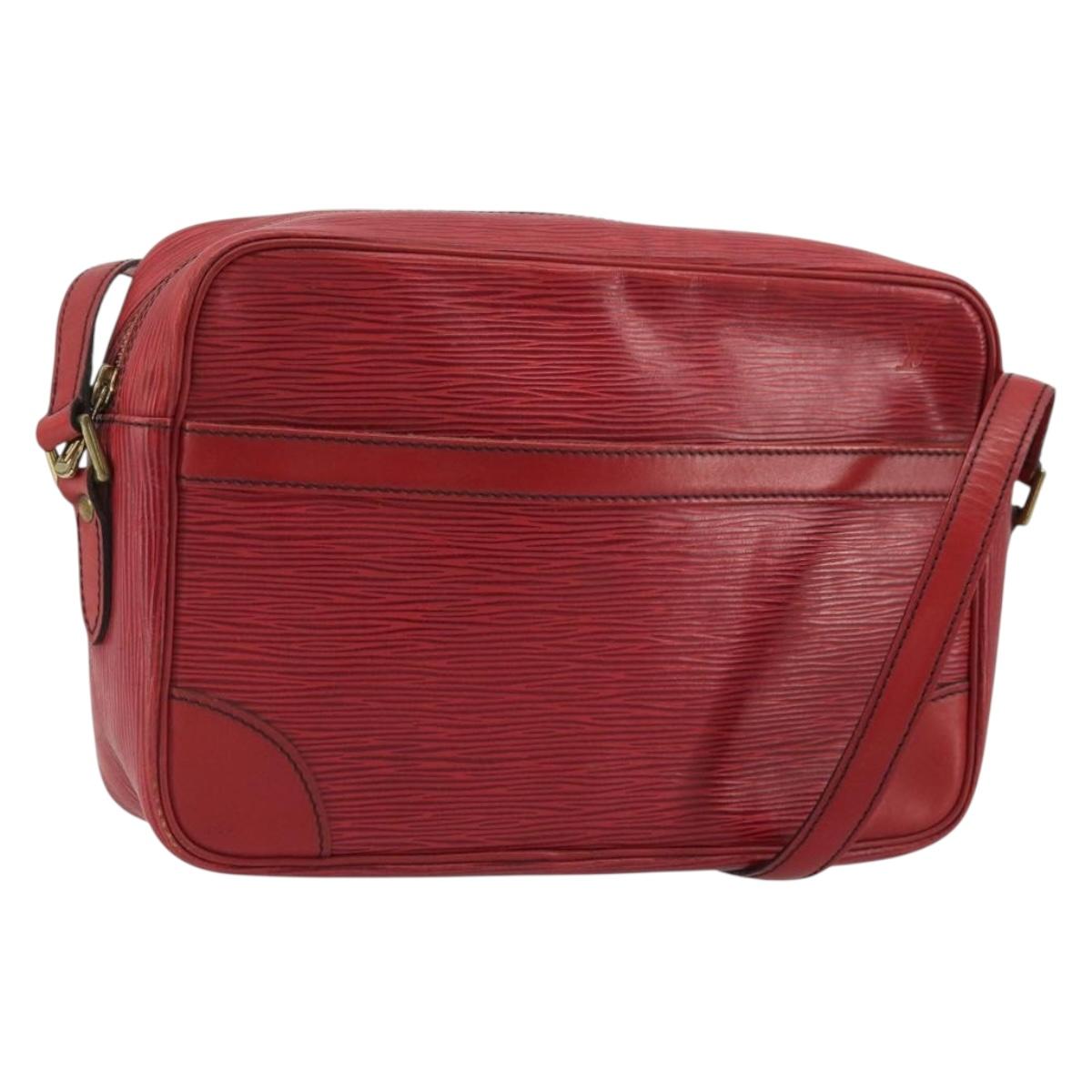 LOUIS VUITTON Epi Trocadero 27 Shoulder Bag Red M52317 LV Auth YKZ1349