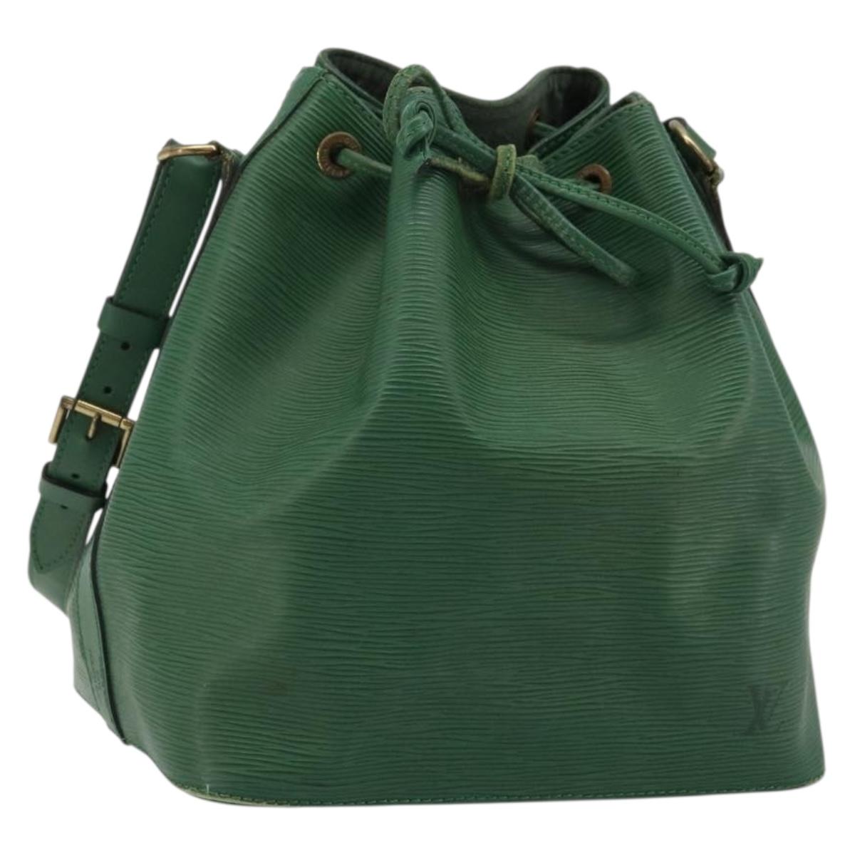 LOUIS VUITTON Epi Petit Noe Shoulder Bag Green M44104 LV Auth YKZ1495
