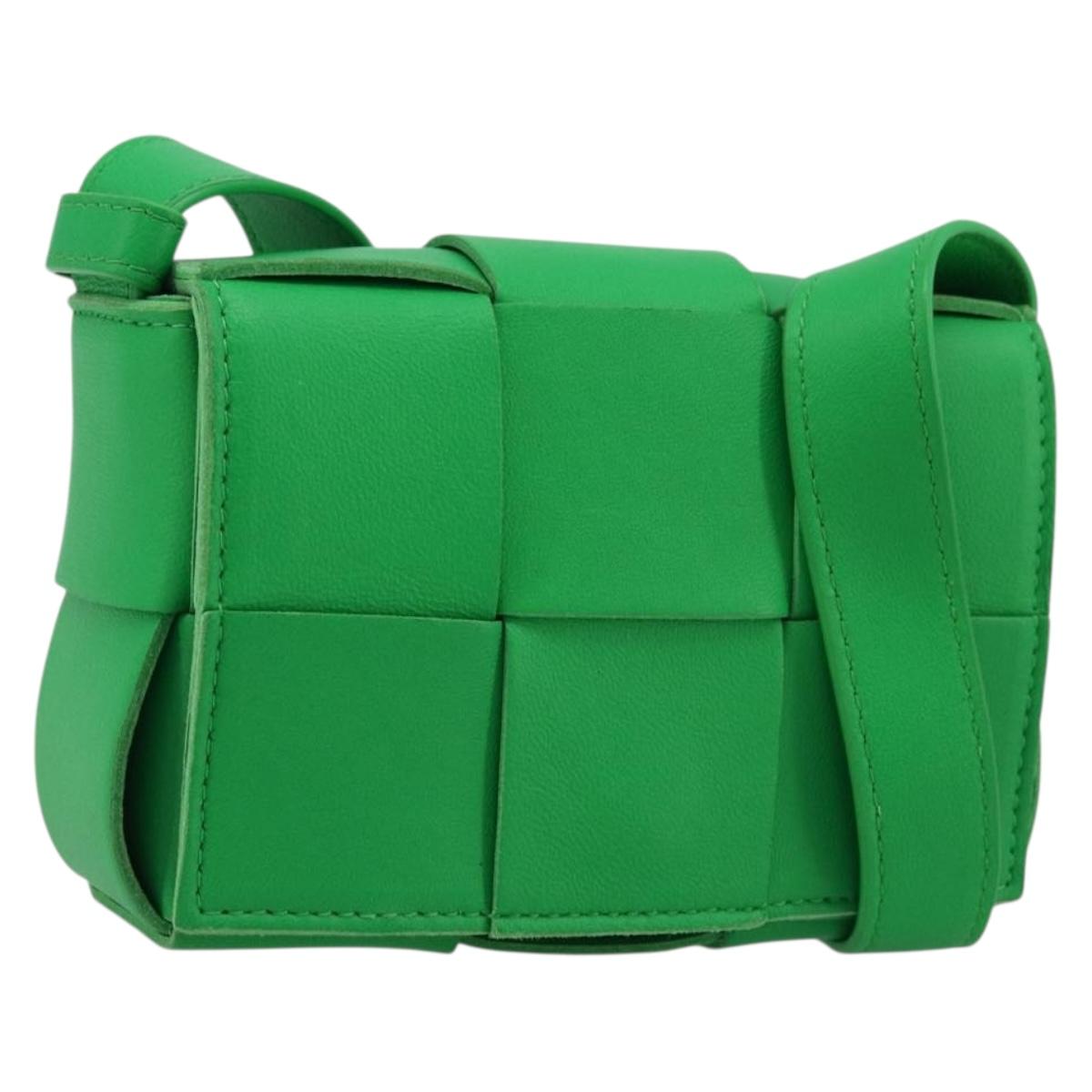 BOTTEGA VENETA MAXI INTRECCIATO Candy Cassette Bag Leather Green Auth YKZ1631A