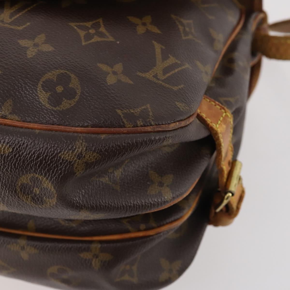 LOUIS VUITTON Monogram Saumur 30 Shoulder Bag M42256 LV Auth YKZ280