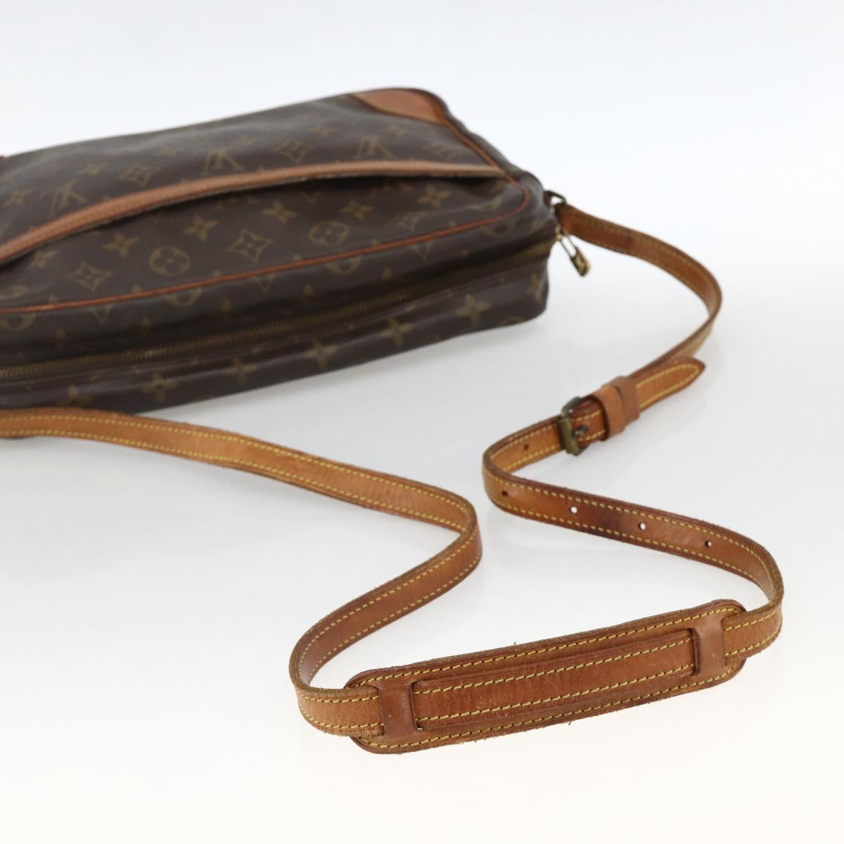 LOUIS VUITTON Monogram Trocadero 30 Shoulder Bag M51272 LV Auth YKZ281