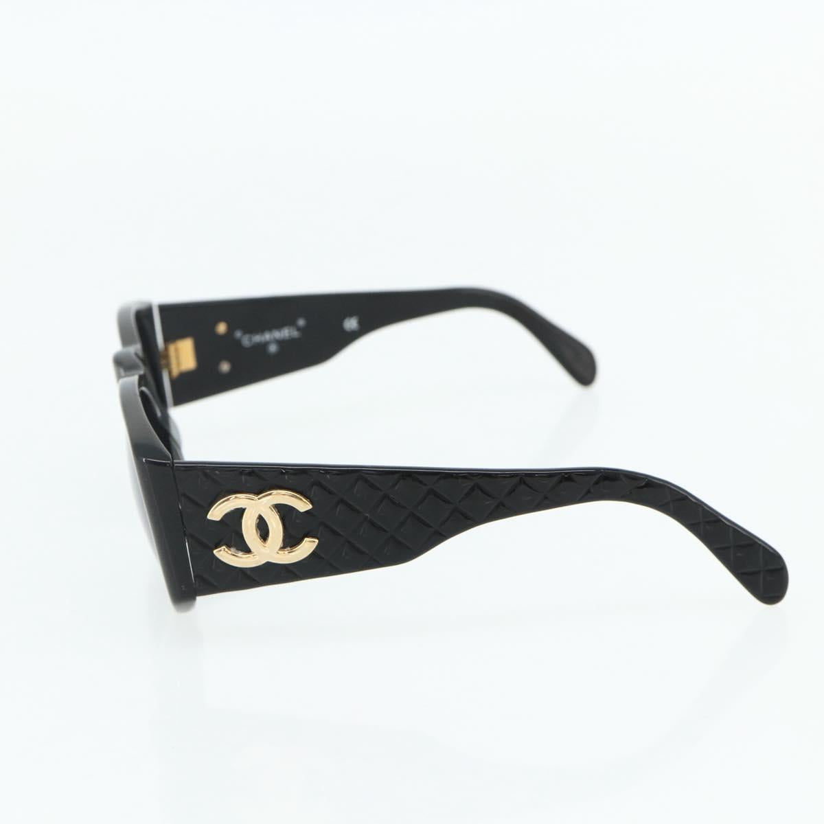 CHANEL Sunglasses plastic Black CC Auth YKZ400