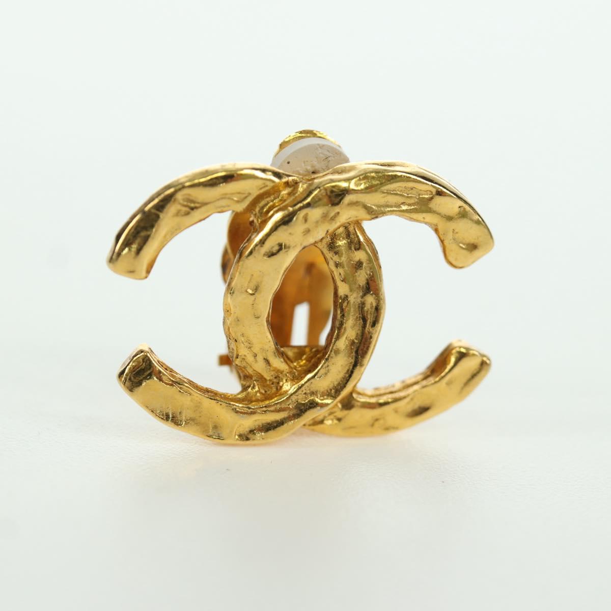 CHANEL Earring metal Gold Tone CC Auth YKZ407M